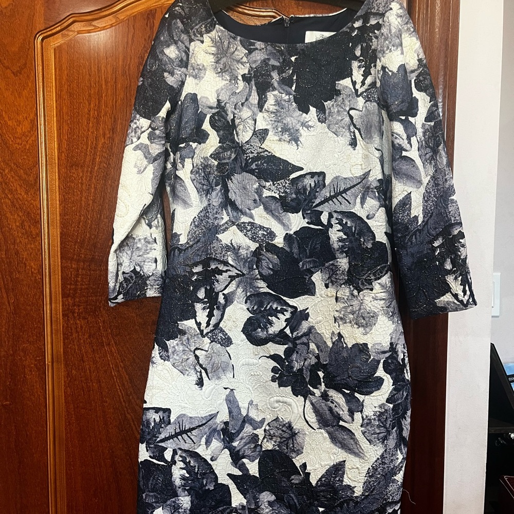 Badgley Mischka Monochrome Floral Long Sleeve Dress